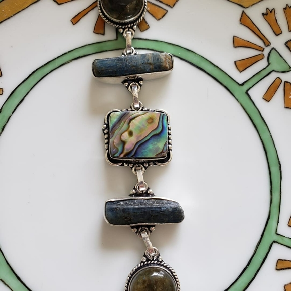 Bracelet,  abalone kyanite Labradorite & silver. - Picture 5 of 6